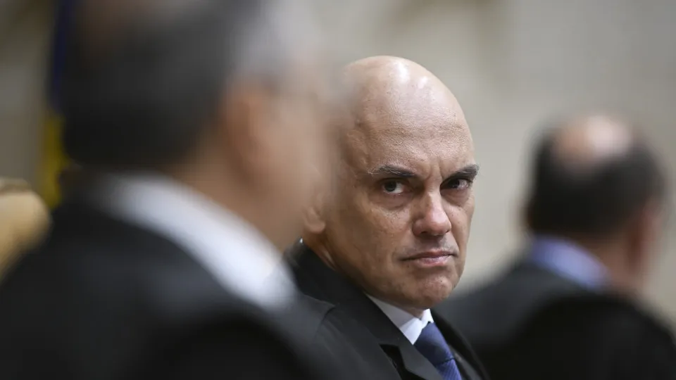 Empresário é acusado de pagar R$ 4,5 mil por dados de ministros do STF