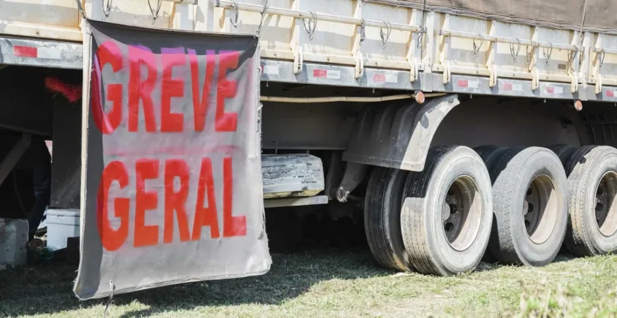 Após MP e resoluções, caminhoneiros descartam paralisação nacional