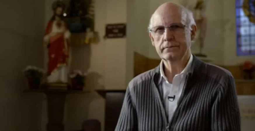 “Quem governa SP é o mercado imobiliário”, diz padre Júlio a Datena