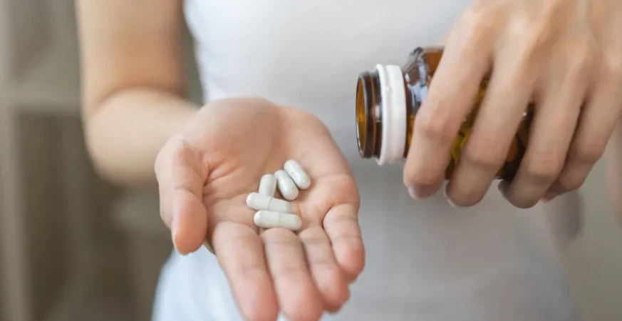 Anvisa proíbe 52 lotes de suplemento alimentar por risco de contaminação com Salmonella