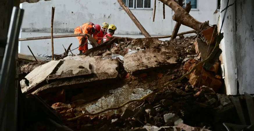 Bombeiros continuam buscas pela última pessoa ainda desaparecida em Ubá