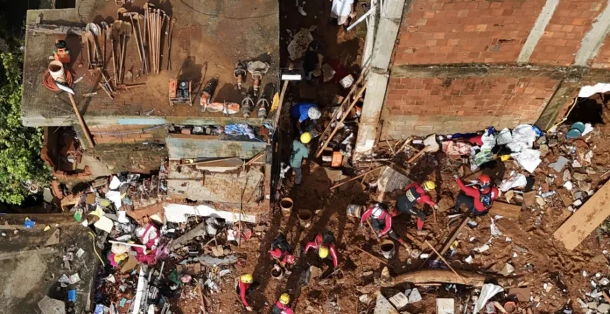 Número de mortos devido as chuvas em MG sobem para 72 pessoas