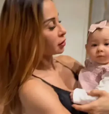 Bronquiolite que internou filha de Maíra Cardi acende alerta entre pais; saiba os sinais da doença