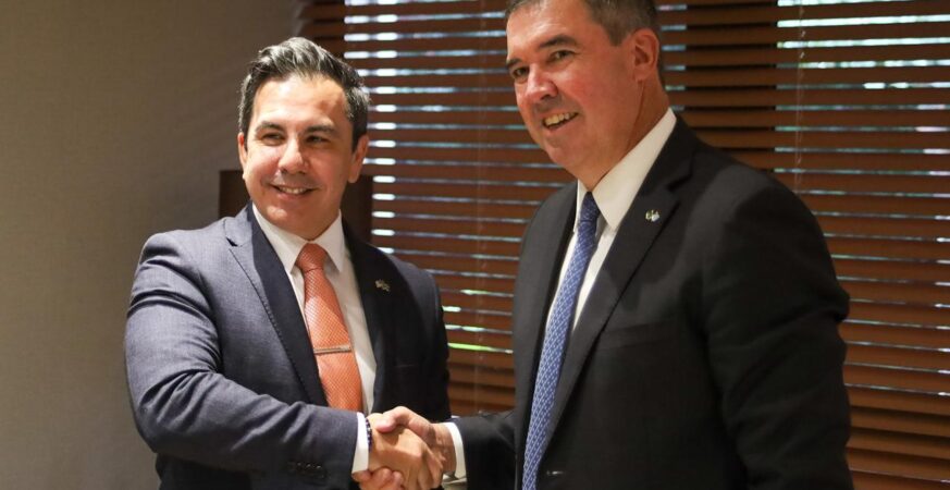 Para ampliar parcerias em áreas estratégicas, Governo de MS recebe representante dos EUA