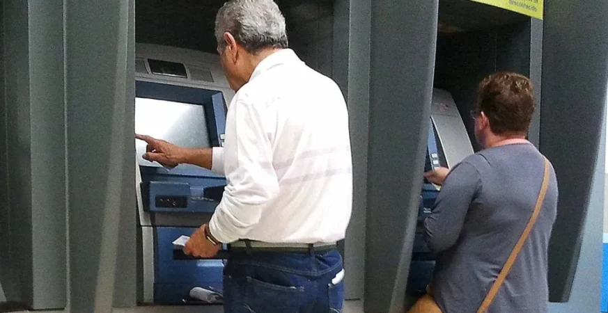Febraban alerta sobre golpe do falso gerente