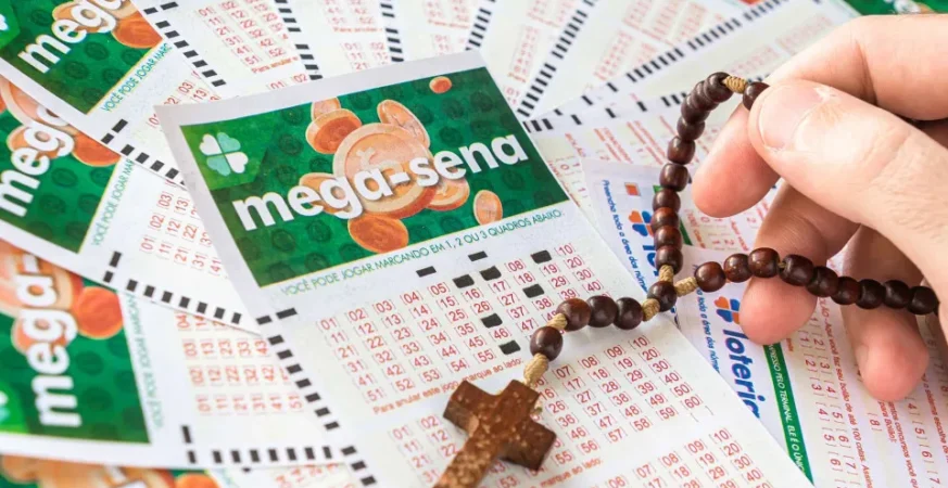 Mega-Sena 2995 acumula e premiação pode chegar a R$ 45 milhões na terça (14)