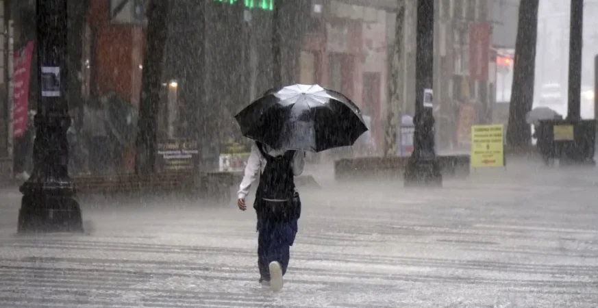 São Paulo tem dia chuvoso e queda de temperatura; veja até quando
