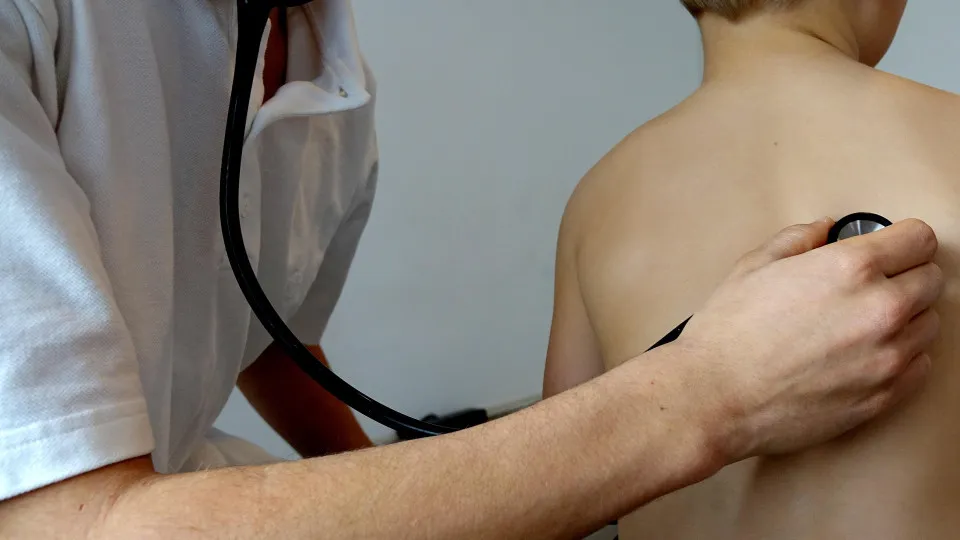 Vídeos sobre “epidemia de micropênis” em crianças geram desinformação