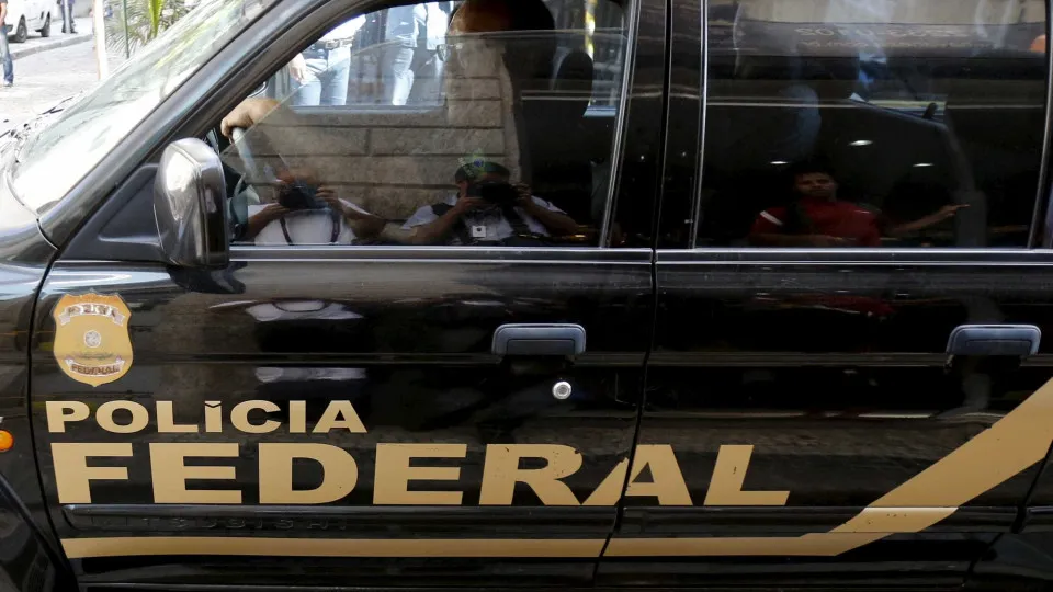 PF mira suspeitos de lavar dinheiro do jogo do bicho com postos de gasolina
