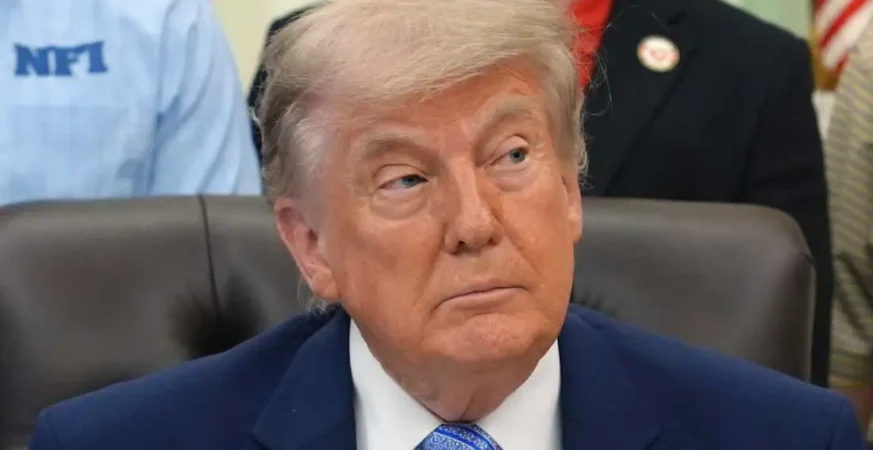 Estrangeiros deverão deixar os EUA para pedir Green Card, decide Trump