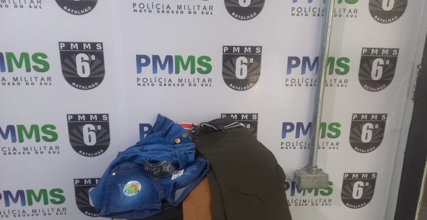Polícia Militar prende dois homens por furto qualificado em feira livre de Corumbá e recupera itens subtraídos