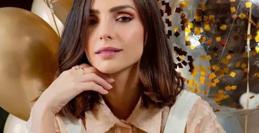 Carol Celico desmente ter se separado de Kaká por ele ser