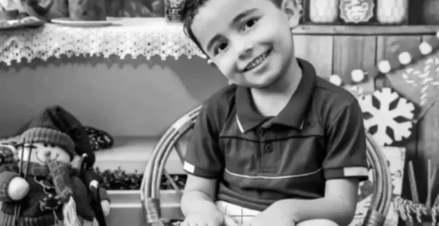 Menino de 4 anos morre após cair da janela de hotel em Blumenau