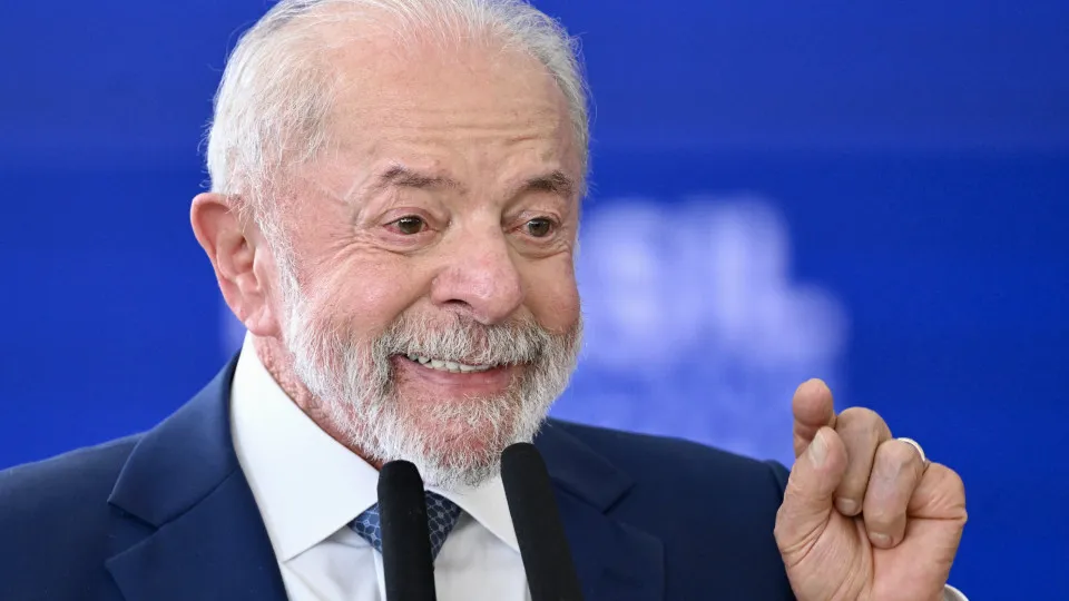 Lula cria plataforma para coibir roubos de celulares e vendas ilegais