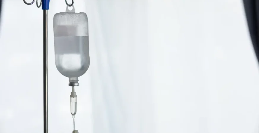 Homem com suspeita de ebola viajou de Guarulhos (SP) ao Rio de ônibus, diz Ministério da Saúde