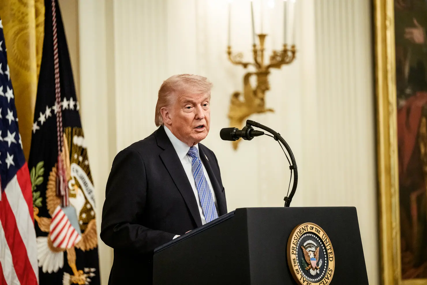 ‘Mais racional’: Trump elogia sucessor de líder supremo do Irã