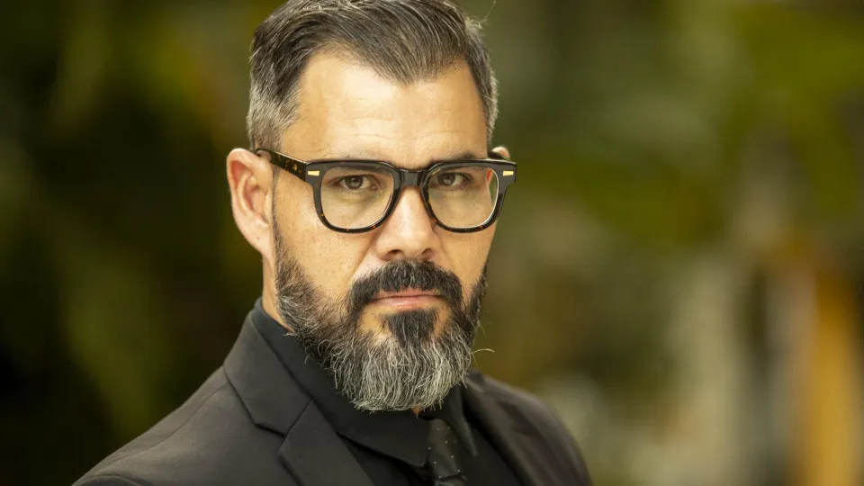 Como foi o encontro de Juliano Cazarré sobre masculinidade, que atraiu 600 homens em SP