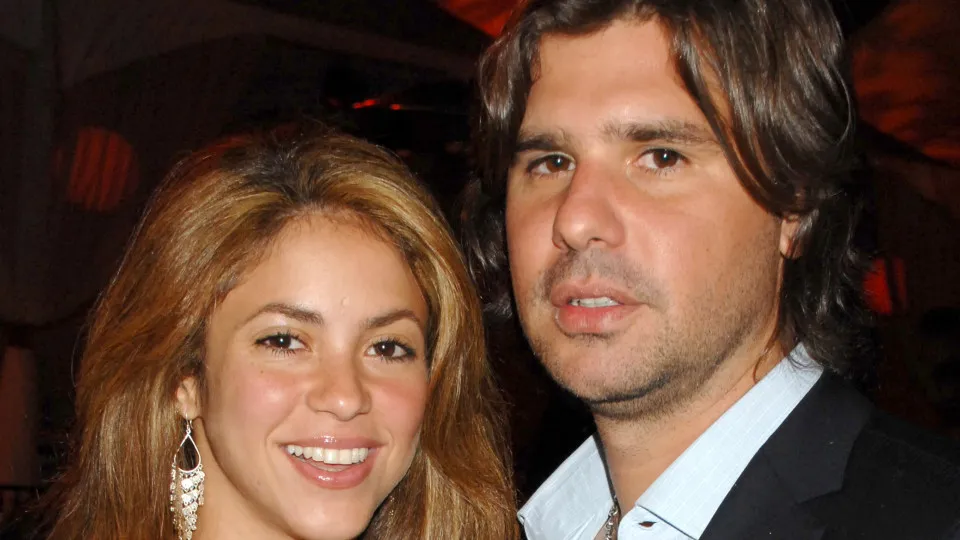 Shakira reencontra ex-namorado Antonio de la Rúa após mais de uma década
