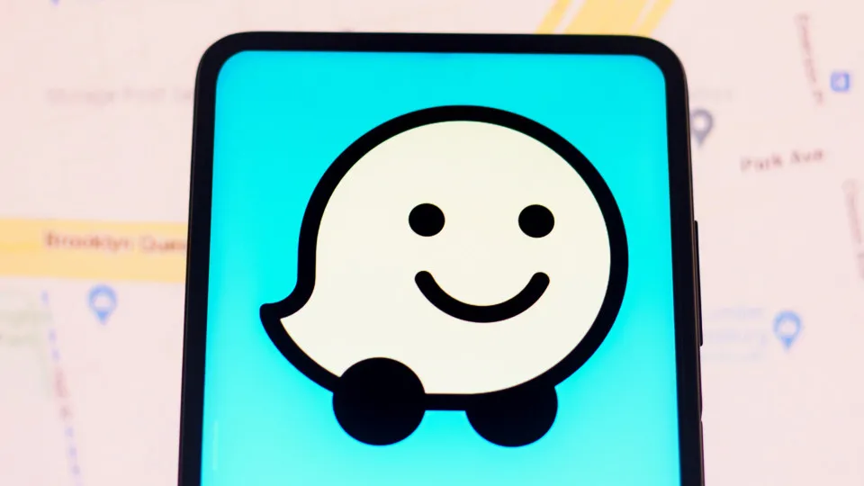 Waze lança modo Moto no Brasil para evitar acidentes e buracos