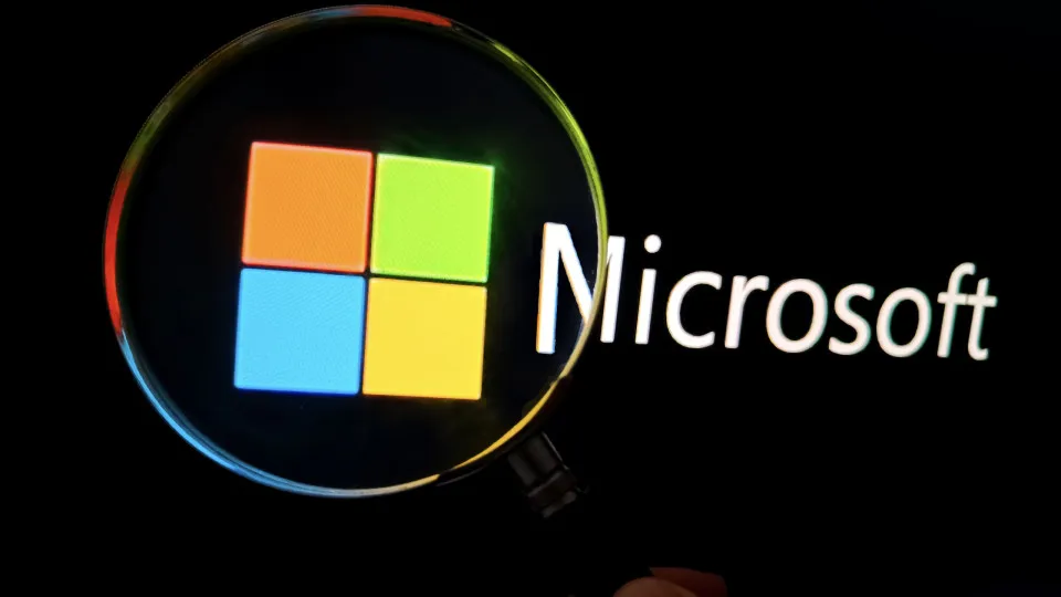 Microsoft demite 4.800 e cita desafios no ramo de IA como justificativa