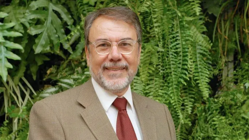 Morre jornalista Carlos Monforte, do