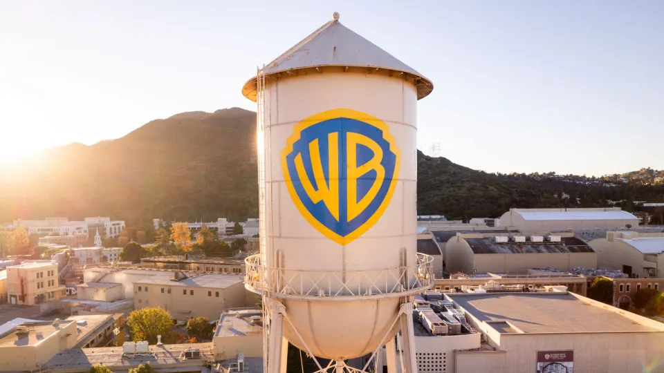 Justiça dos EUA atende Estados e suspende por 2 semanas fusão entre Paramount e Warner
