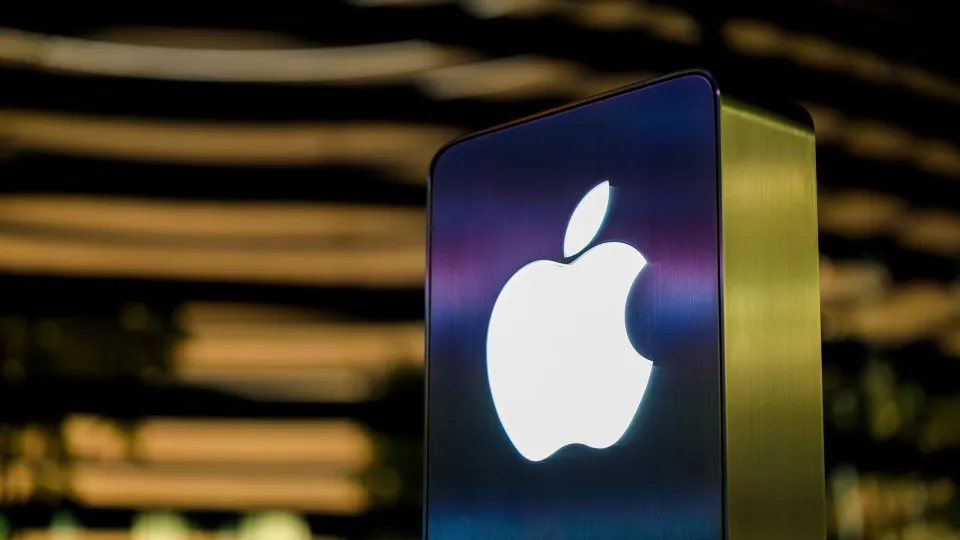 Apple pode apresentar primeiros óculos inteligentes em 2027