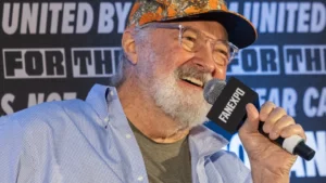 Randy Quaid critica Anne Hathaway em sequência de