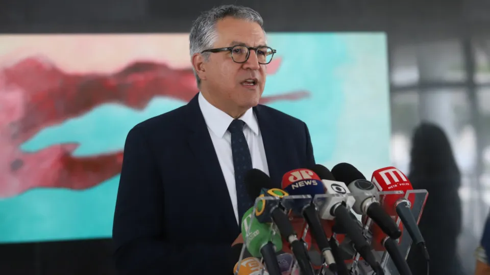 Ministro da Saúde prevê caneta emagrecedora no SUS para