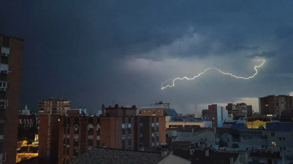 São Paulo ainda está em alerta de perigo para tempestades nesta segunda (14)