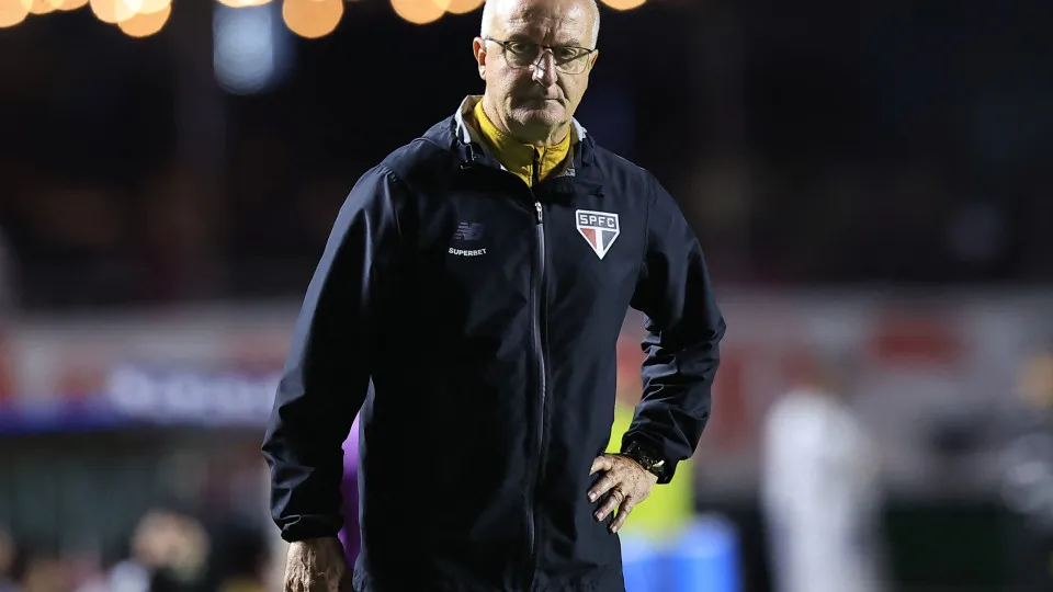 Derrota não abala Dorival: