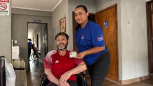 Polícia Científica leva novo RG a pessoas com deficiência em casa de acolhimento da Capital