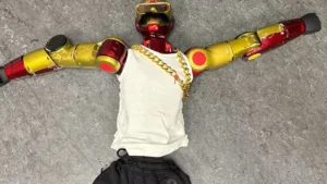 Polícia alemã investiga jovens suspeitos de usar robô em abuso sexual