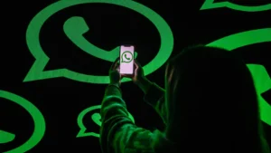WhatsApp começa a testar mensagens agendadas no iPhone; veja como usar